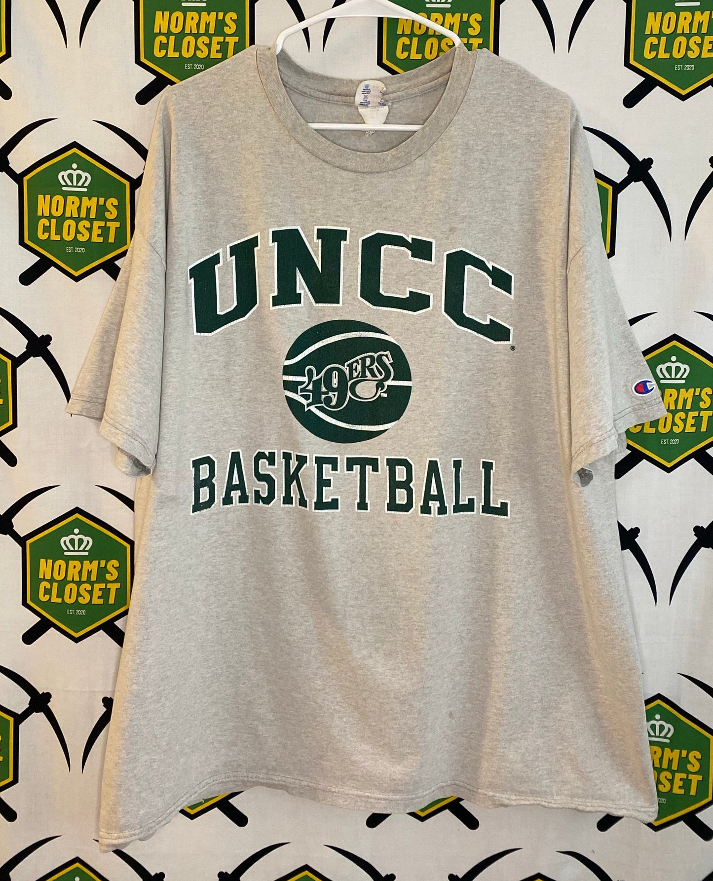 Vintage Charlotte 49ers Basketball T-shirt